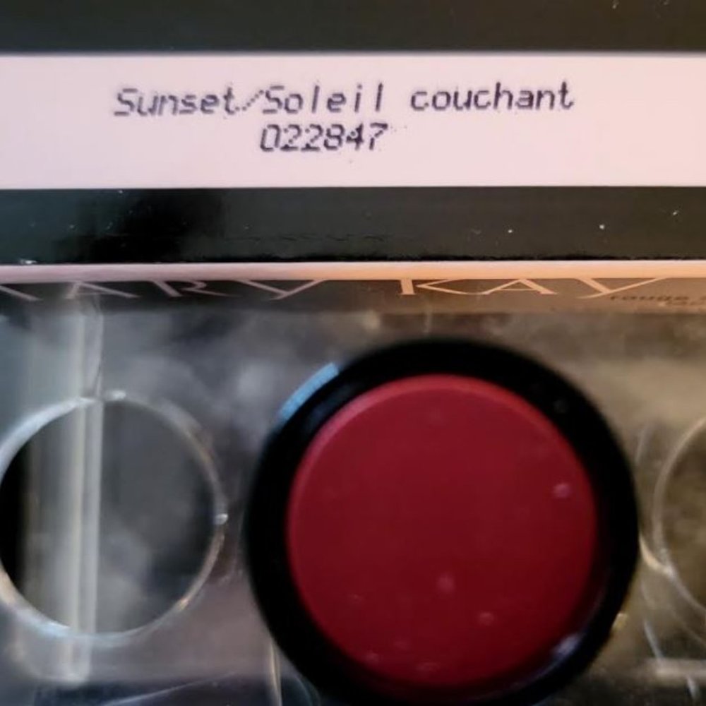 Mary Kay Sunset Creme Lipstick